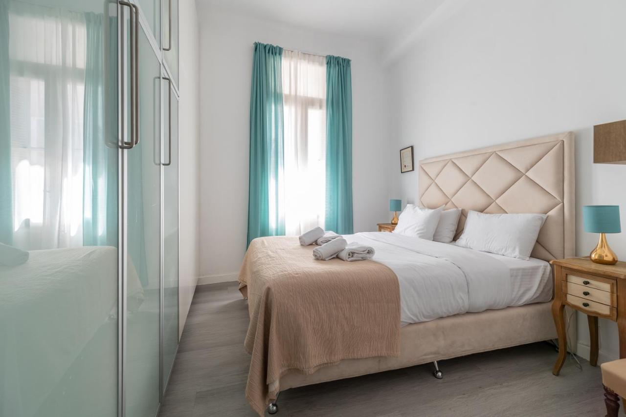 אתונה Apollonas Luxurious Apartments מראה חיצוני תמונה