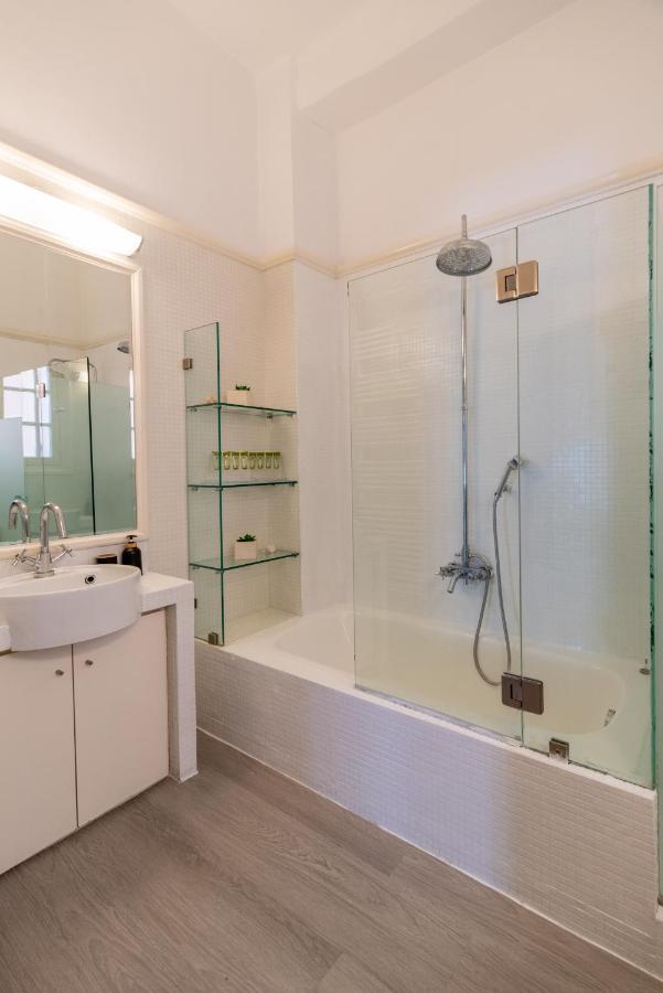 אתונה Apollonas Luxurious Apartments מראה חיצוני תמונה