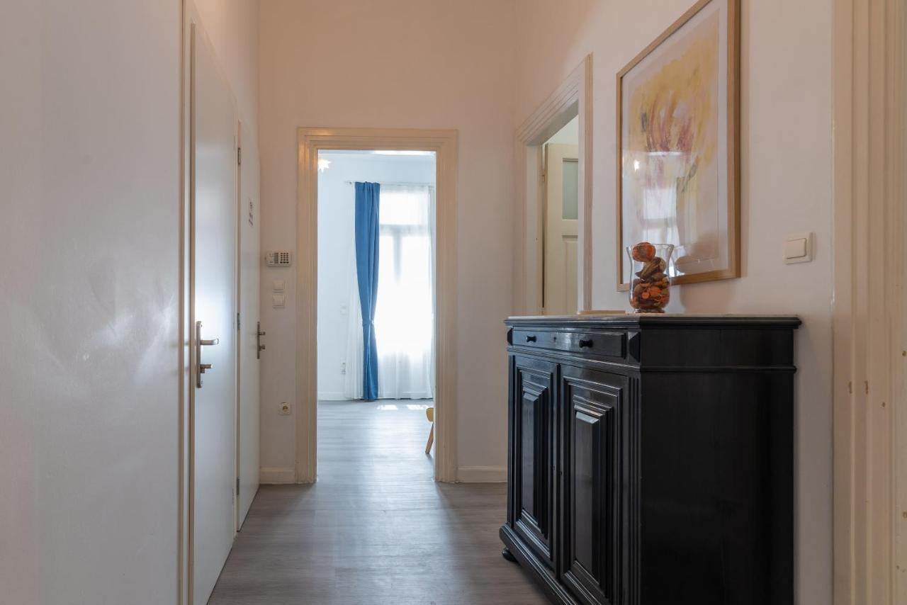 אתונה Apollonas Luxurious Apartments מראה חיצוני תמונה