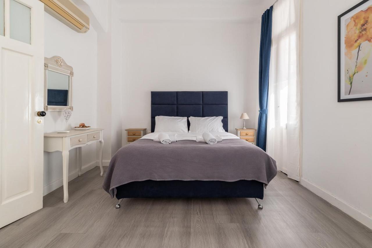אתונה Apollonas Luxurious Apartments מראה חיצוני תמונה