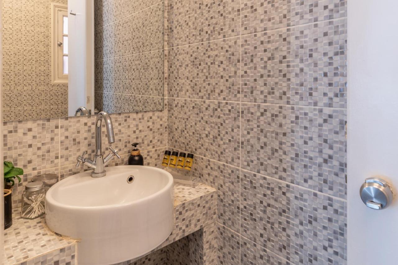 אתונה Apollonas Luxurious Apartments מראה חיצוני תמונה